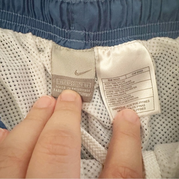 Nike •boys blue track pants Size 18/20 - Picture 11 of 12